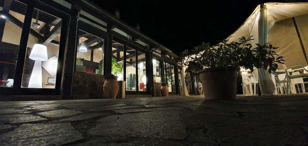 Sotto Il Cielo Hotel 皮诺拉瓦 外观 照片