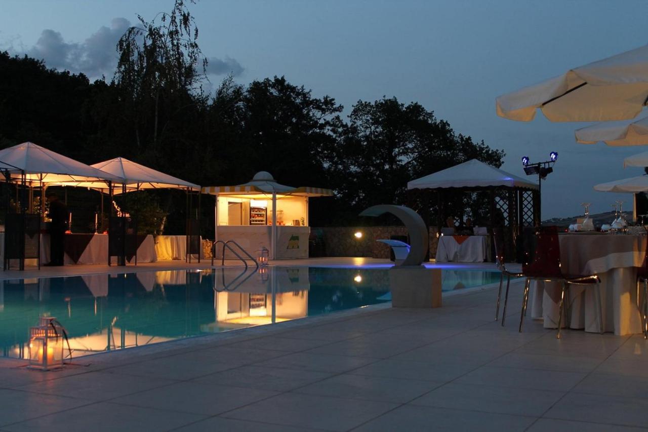 Sotto Il Cielo Hotel 皮诺拉瓦 外观 照片