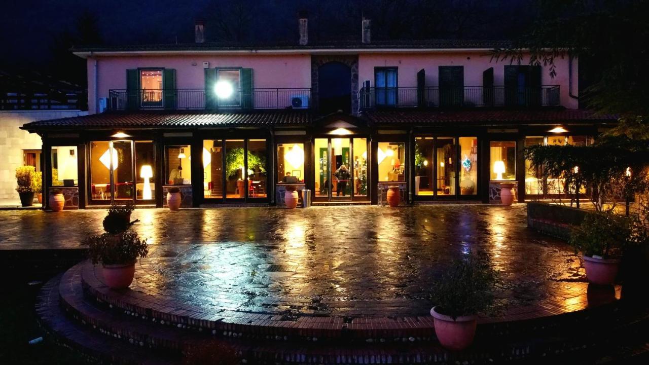 Sotto Il Cielo Hotel 皮诺拉瓦 外观 照片