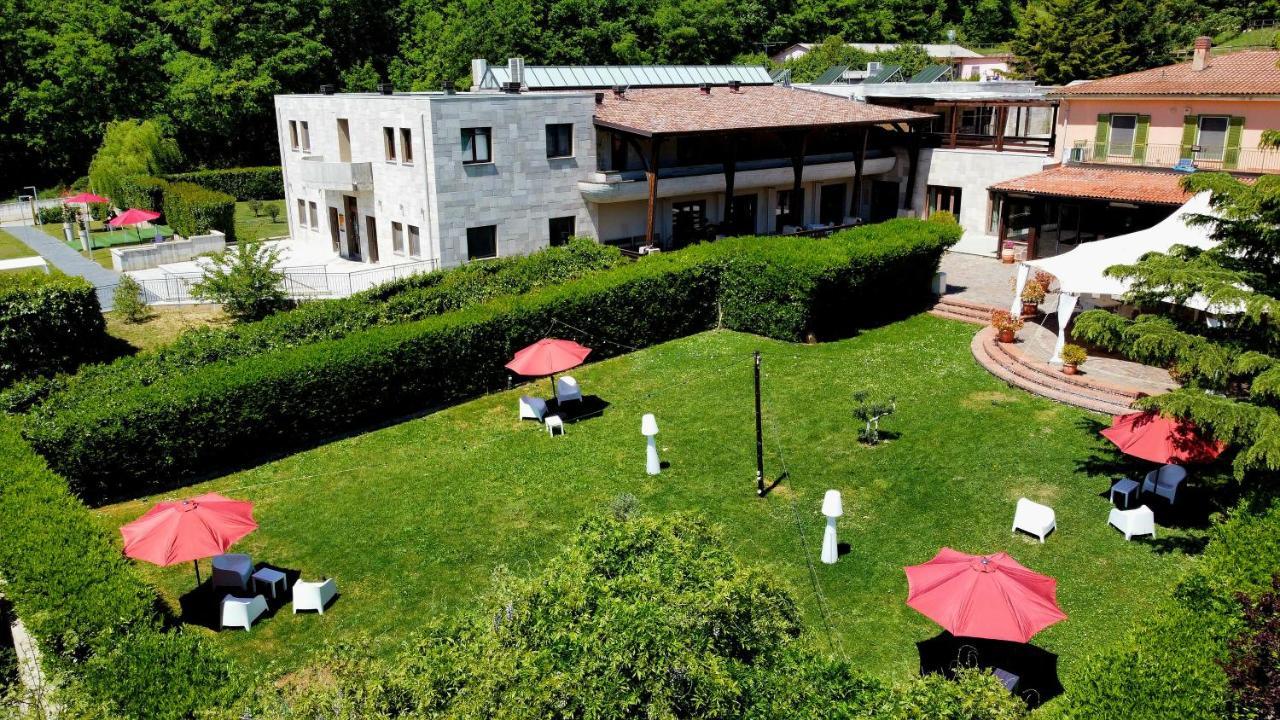 Sotto Il Cielo Hotel 皮诺拉瓦 外观 照片