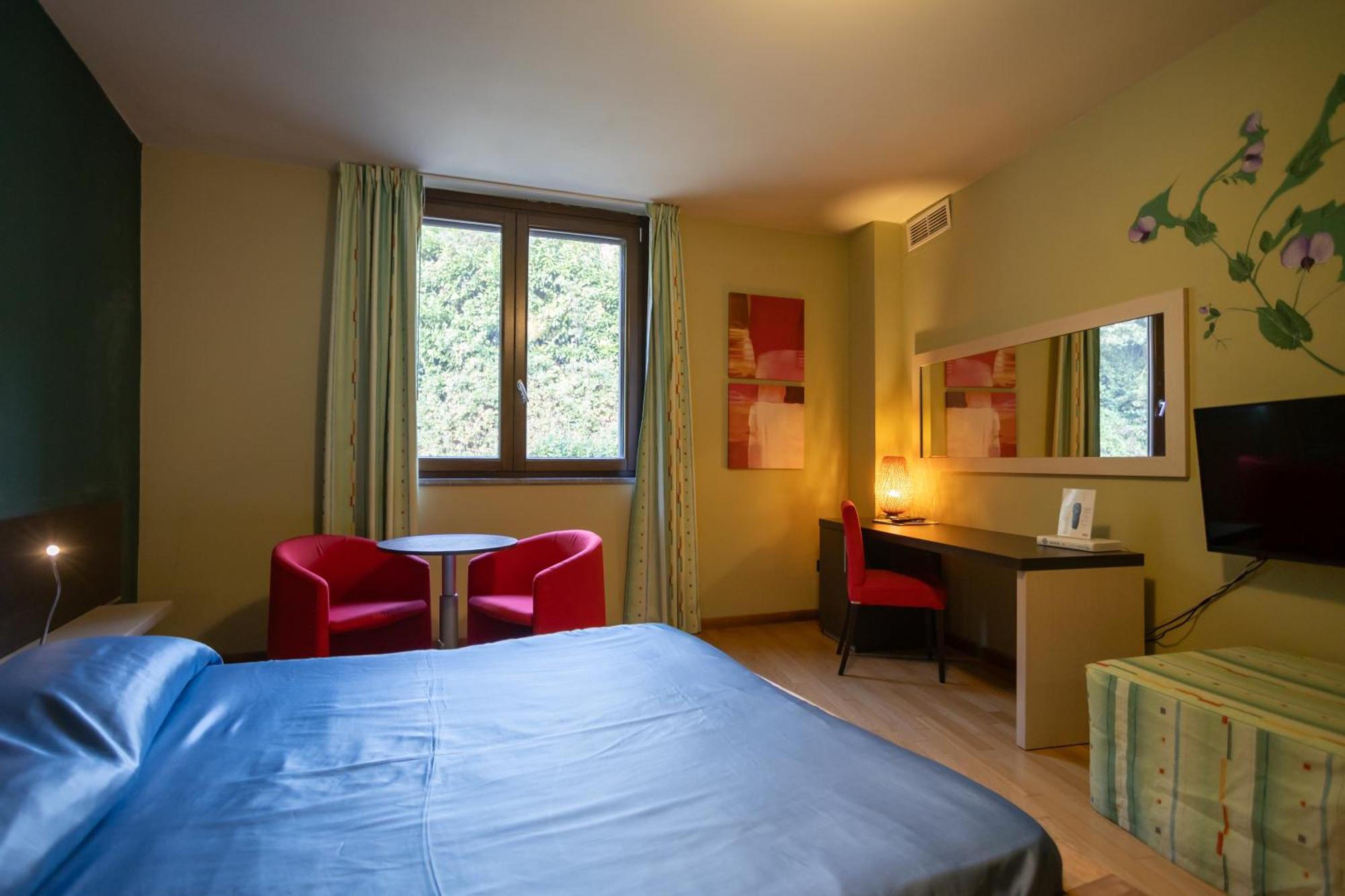 Sotto Il Cielo Hotel 皮诺拉瓦 外观 照片