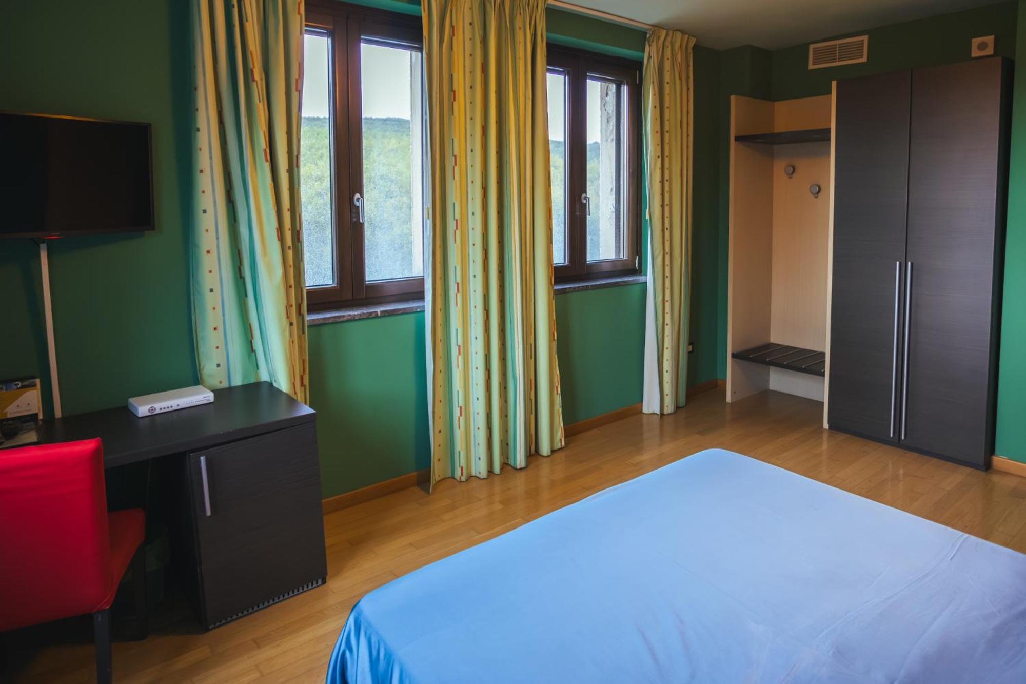 Sotto Il Cielo Hotel 皮诺拉瓦 外观 照片